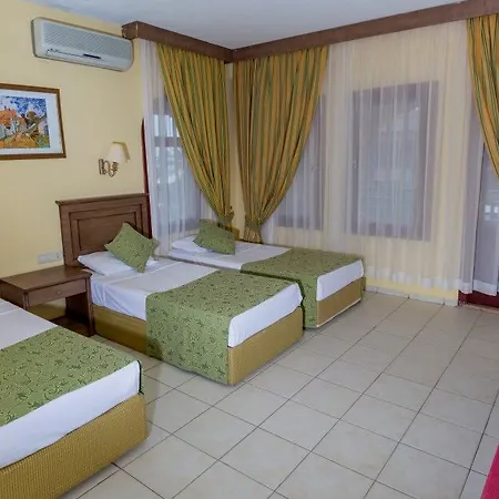 Otel Club Tropical