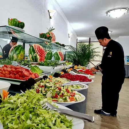 Club Tropical מלון Toslak